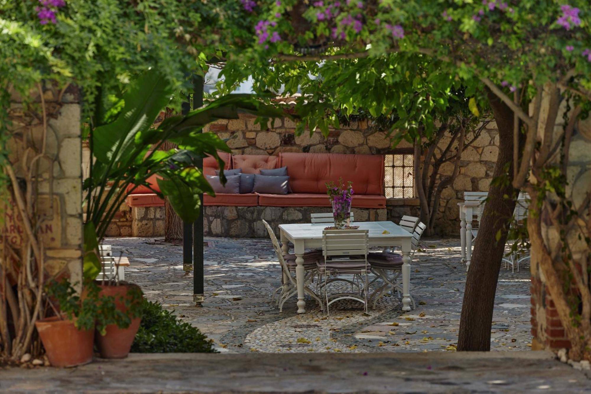 Alacati Zeytin Konak Hotel Exterior foto